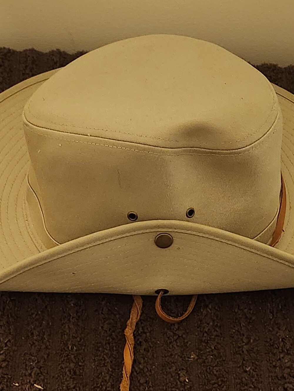 Walt Disney World Animal Kingdom Safari Hat Size Small. *Look At Pics*